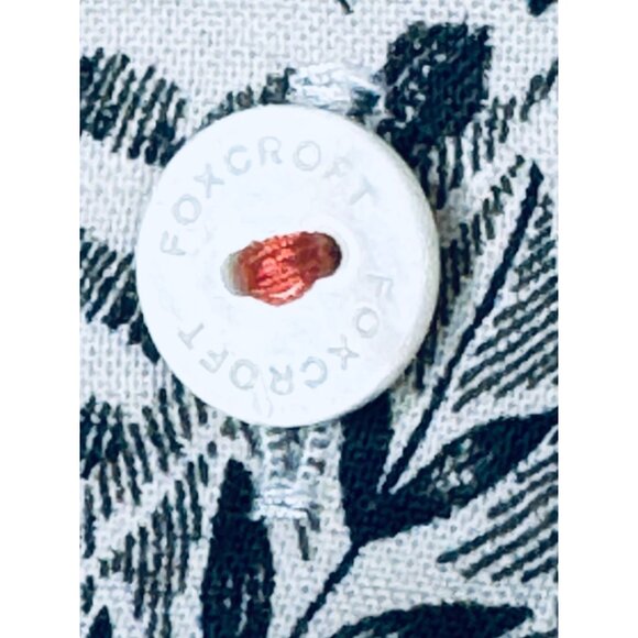 Foxcroft Faith Layered Leaves Button-Up Blouse Top 18W Black White Wrinkle-Free - Picture 14 of 14